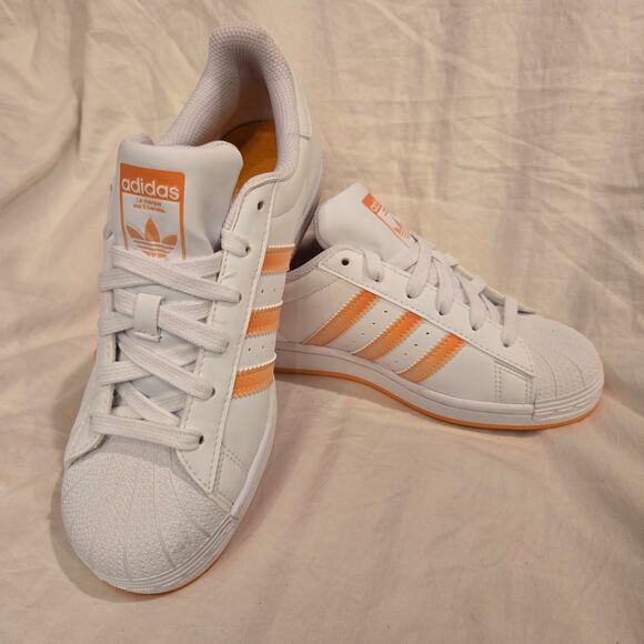 Adidas Superstar Size 6 Shell Toe Retro White Orange Crush HP5404 EUC - Picture 1 of 11